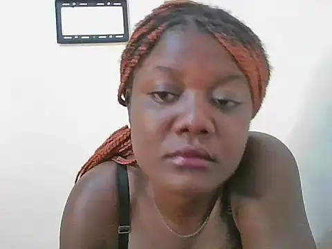 Fairycuddle24 online show from 06-12-26, 03:16