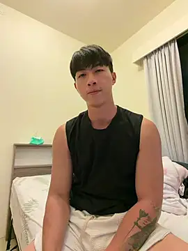 Snapshot of Ace_Min32100 chatting on 06-28-26, 01:39 Ace Min32100 online show from 06-28-26, 01:39