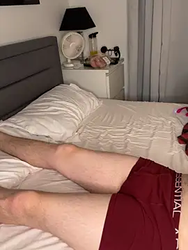 Shycouple7295 online show from 06-30-26, 09:16