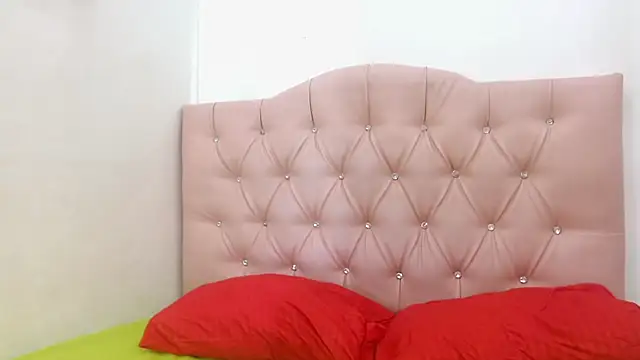  saray rose online show from 06-23-26, 03:43