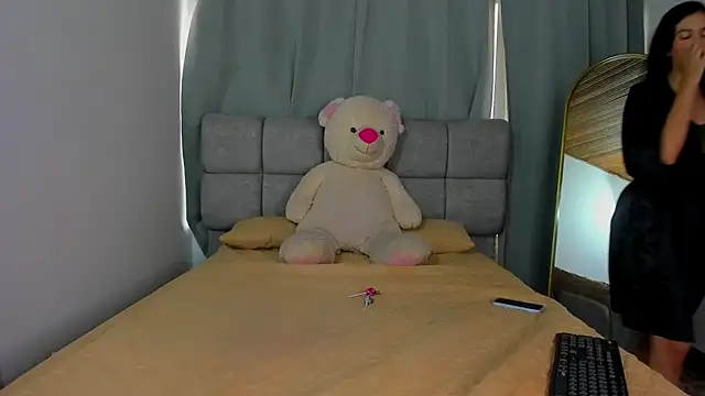 dulce 122 online show from 07-23-26, 07:23