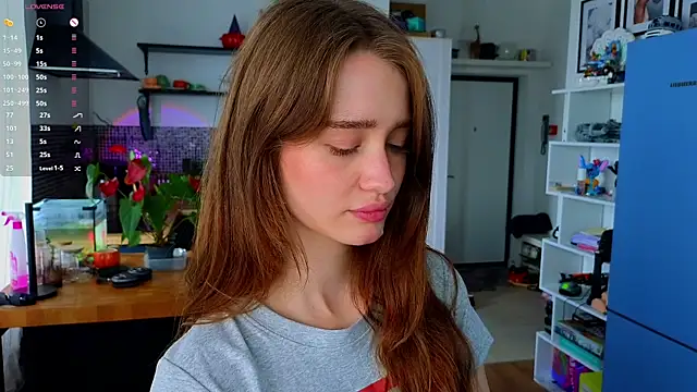 AliviaWithLove online show from 07-06-26, 10:12