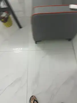 qiqi aiwan online show from 06-07-26, 10:41