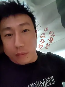 zhanghongwei824 online show from 06-09-26, 04:24