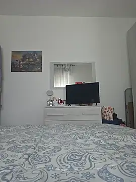 Snapshot of whispersexy chatting on 07-05-26, 10:11 whispersexy online show from 07-05-26, 10:11