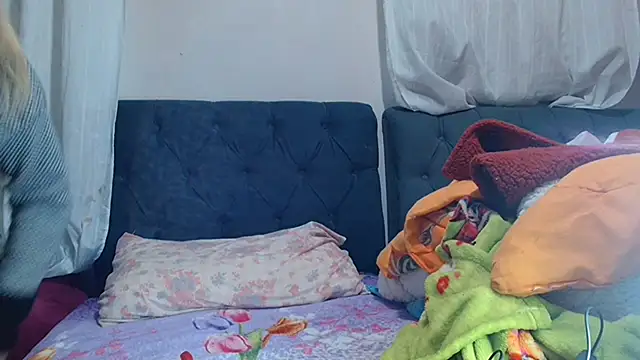 Alana sc online show from 06-25-26, 04:11