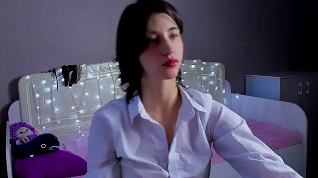Carolina Lu online show from 07-30-26, 01:04