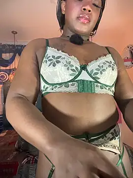Fersecrettt  online show from 06-18-26, 11:53