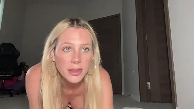 chelseapaigee online show from 07-19-26, 01:31