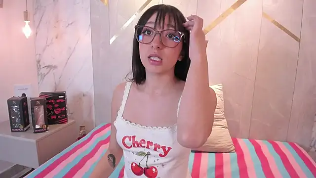 Little emy  online show from 07-29-26, 12:03