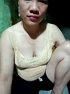 Snapshot of Eirlys-baby chatting on 07-03-26, 12:06 Eirlys-baby online show from 07-03-26, 12:06