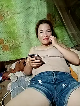 Snapshot of Eirlys-baby chatting on 07-23-26, 02:09 Eirlys-baby online show from 07-23-26, 02:09