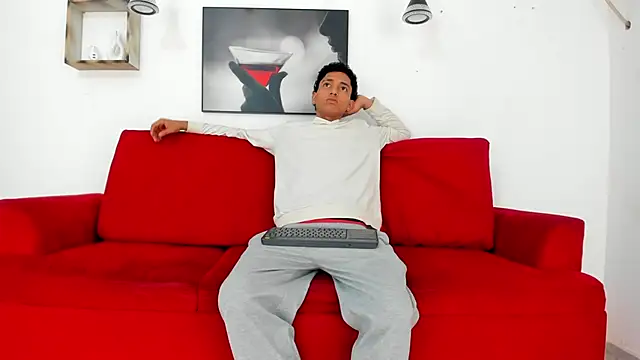 Snapshot of Bhruno_Diaz chatting on 06-08-26, 04:46 Bhruno Diaz online show from 06-08-26, 04:46