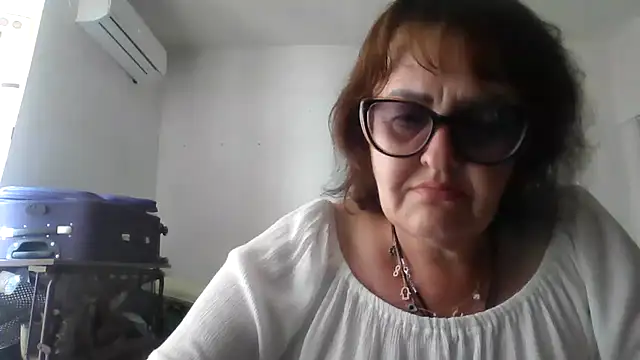 ErikaXShine online show from 06-21-26, 12:41