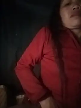 Snapshot of Vitamins-e chatting on 06-20-26, 03:15 Vitamins-e online show from 06-20-26, 03:15