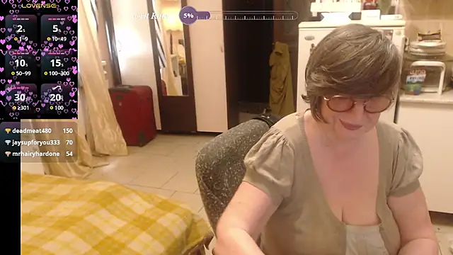 Sharon Amore online show from 07-31-26, 10:03