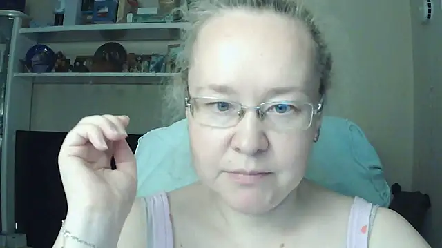 Viola27 online show from 07-06-26, 04:42