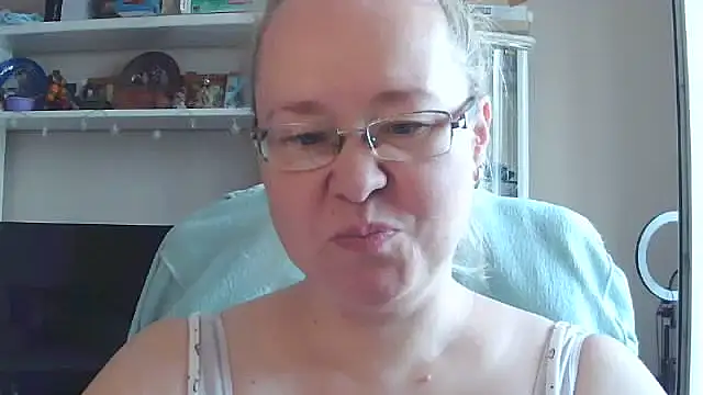 Viola27 online show from 07-12-26, 07:21