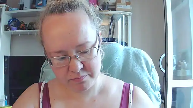 Viola27 online show from 07-17-26, 07:15