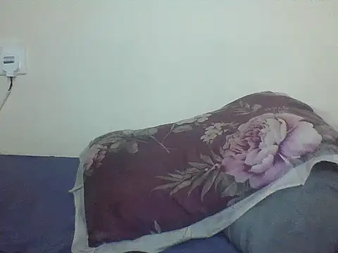 skylerviky online show from 06-15-26, 07:43