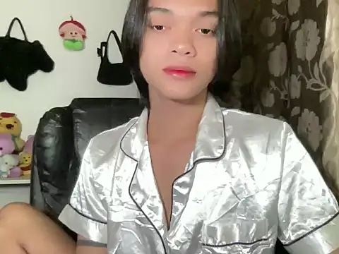 Justine0419 online show from 06-19-26, 04:55