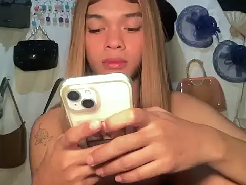 Justine0419 online show from 07-31-26, 03:55