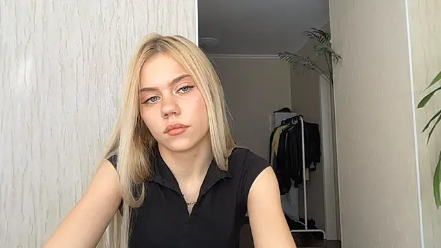 Glamorforyou online show from 07-14-26, 10:21