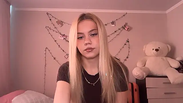 Glamorforyou online show from 07-26-26, 03:14