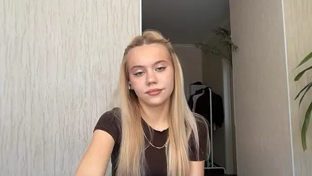 Glamorforyou online show from 07-31-26, 05:07
