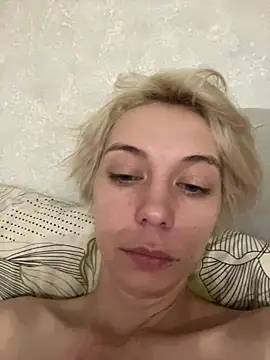 Snapshot of Blondice_ann chatting on 07-25-26, 03:09 Blondice ann online show from 07-25-26, 03:09