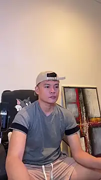 Snapshot of clarkdangerous chatting on 06-10-26, 12:11 clarkdangerous online show from 06-10-26, 12:11