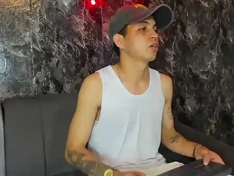 cameron lux77 online show from 07-25-26, 03:37