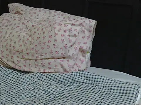 kinkydolll online show from 07-28-26, 02:13