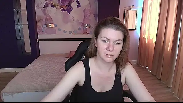 LunaKissesx online show from 06-18-26, 11:25