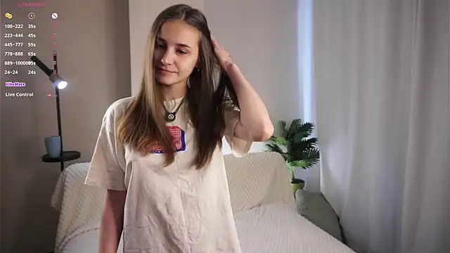 CaseyMulders online show from 06-19-26, 02:27