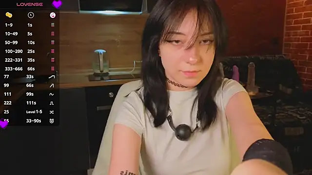 yuriski  online show from 06-08-26, 09:15