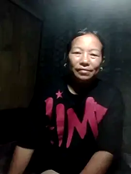 Snapshot of Mye_kiss chatting on 06-14-26, 02:52 Mye kiss online show from 06-14-26, 02:52