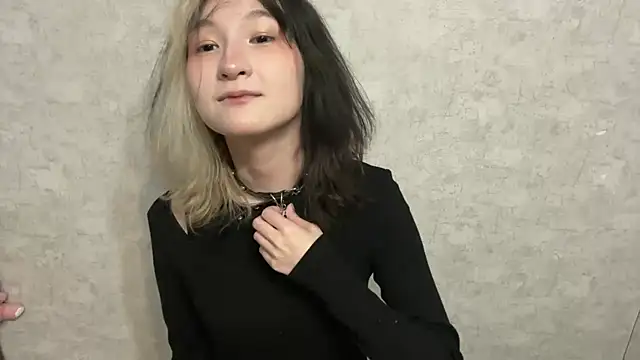 Snapshot of Lilfain_baby chatting on 06-12-26, 12:09 Lilfain baby online show from 06-12-26, 12:09