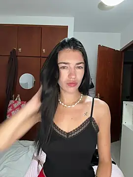 Snapshot of adrianaasoler chatting on 06-10-26, 08:24 adrianaasoler online show from 06-10-26, 08:24