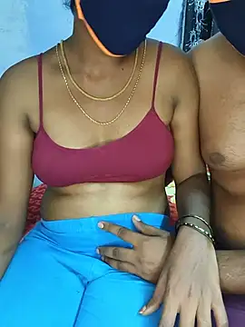 Snapshot of sweet_saranya chatting on 07-06-26, 03:47 sweet saranya online show from 07-06-26, 03:47