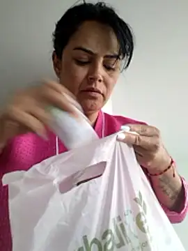 Juanita6908 online show from 06-16-26, 11:57