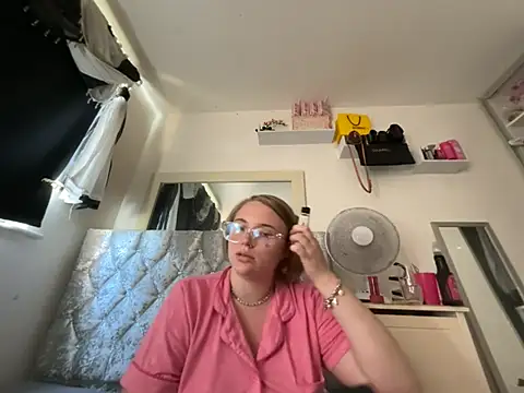 Violetsinxx online show from 06-23-26, 01:31