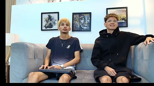 Hot skinny guys online show from 06-10-26, 07:35