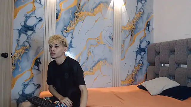Hot skinny guys online show from 07-21-26, 01:30