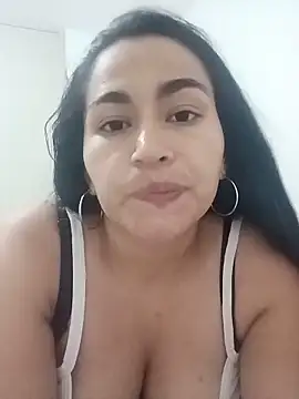 Snapshot of Carolina_Velez_pm chatting on 06-12-26, 01:37 Carolina Velez pm online show from 06-12-26, 01:37