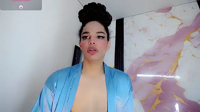 Snapshot of zoe_amatista chatting on 06-21-26, 03:36 zoe amatista online show from 06-21-26, 03:36