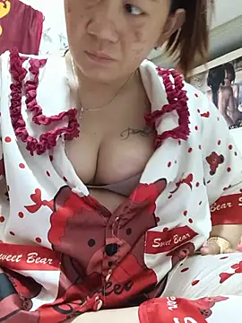 Snapshot of Forever9s chatting on 07-20-26, 02:26 Forever9s online show from 07-20-26, 02:26