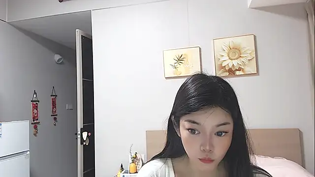 Snapshot of lucky-xiaolu chatting on 06-15-26, 07:43 lucky-xiaolu online show from 06-15-26, 07:43