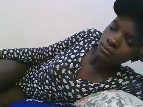 ebonypetite2 online show from 06-30-26, 03:29