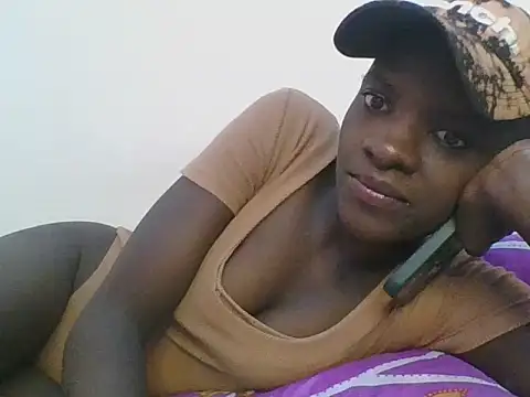 ebonypetite2 online show from 07-09-26, 04:27